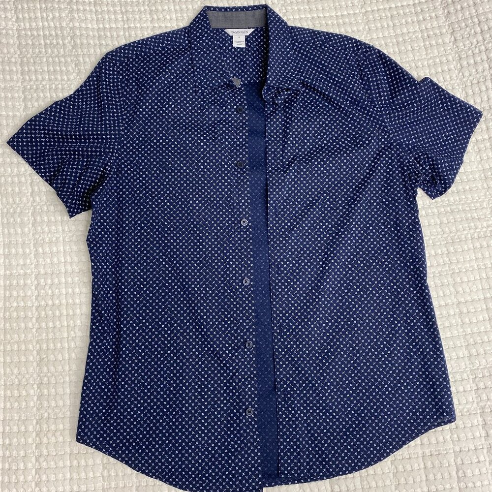 Calvin Klein Button Down (Medium)